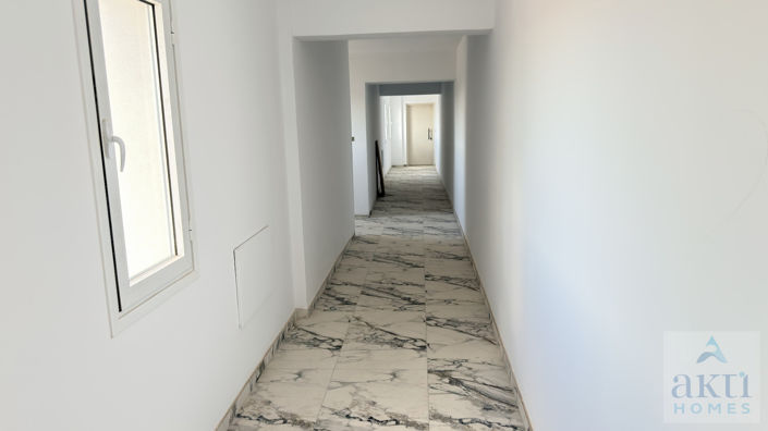 Image No.15-3 Bed Apartment for sale