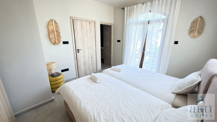 Image No.20-5 Bed Villa for sale