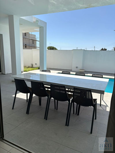 Image No.15-4 Bed Bungalow for sale