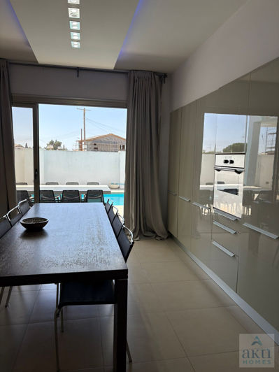 Image No.6-4 Bed Bungalow for sale