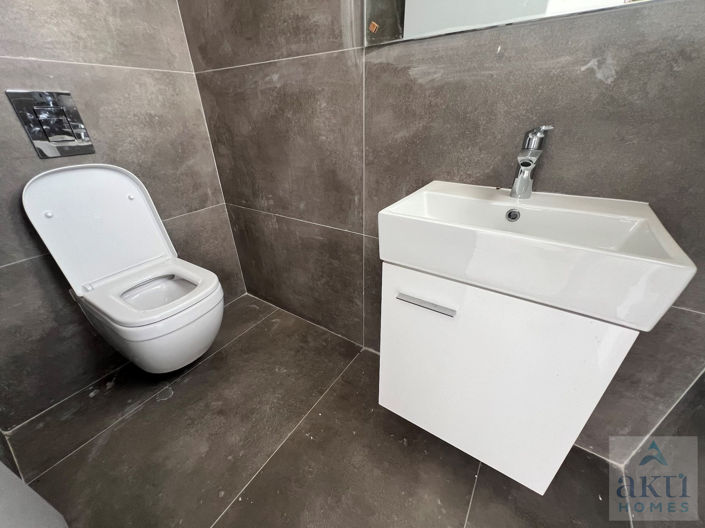 Image No.10-3 Bed Villa for sale