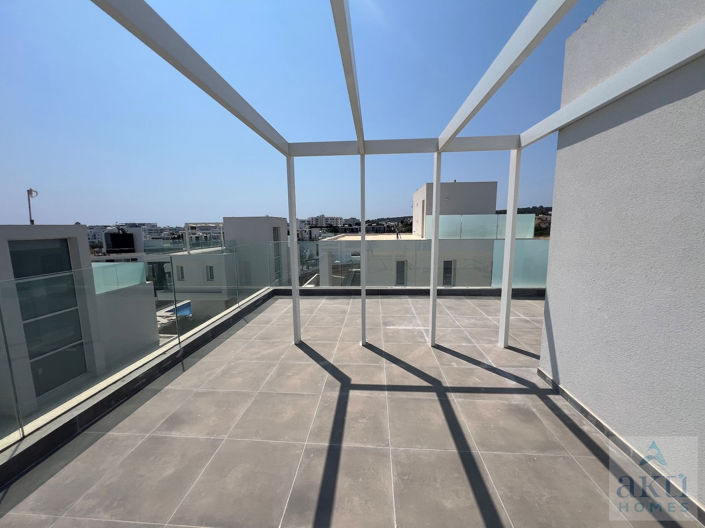 Image No.11-3 Bed Villa for sale