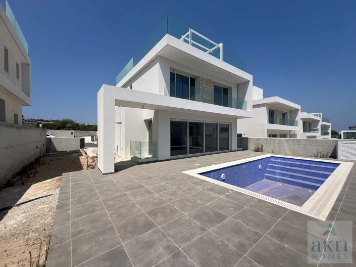 Image No.14-3 Bed Villa for sale