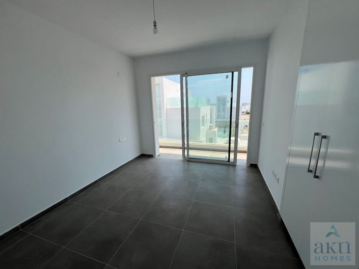 Image No.7-3 Bed Villa for sale