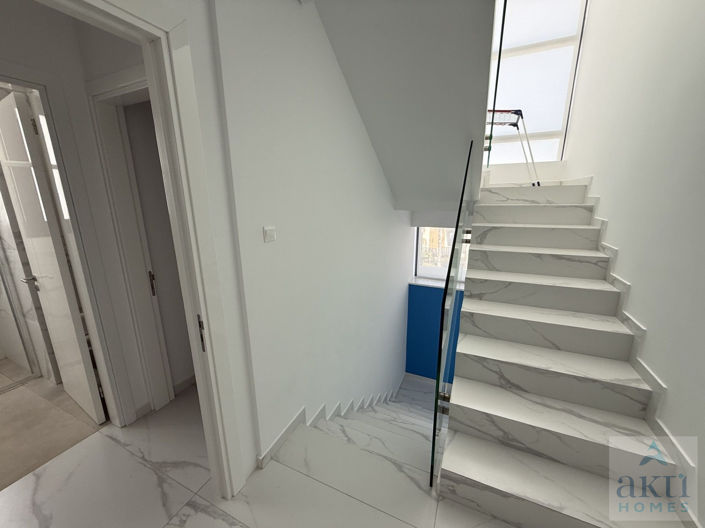 Image No.22-3 Bed Villa for sale