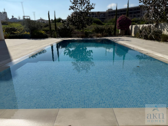 Image No.26-3 Bed Villa for sale