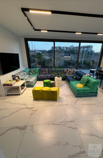 Image No.6-3 Bed Villa for sale