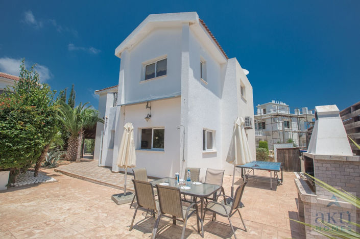 Image No.19-3 Bed Villa for sale