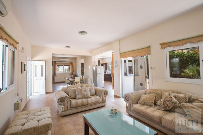 Image No.6-3 Bed Villa for sale