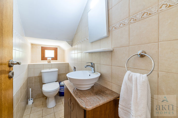 Image No.10-3 Bed Villa for sale