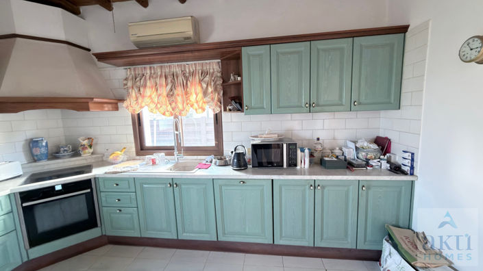 Image No.12-2 Bed Villa for sale