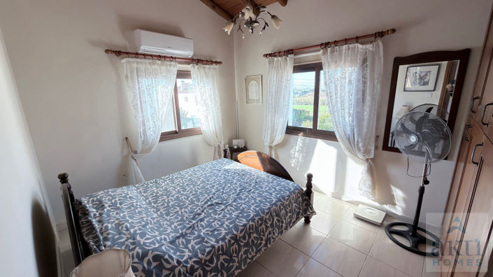 Image No.19-2 Bed Villa for sale