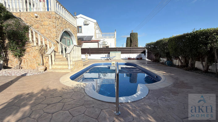 Image No.2-2 Bed Villa for sale