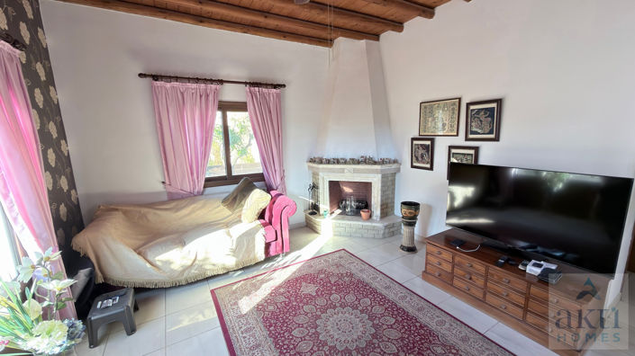 Image No.3-2 Bed Villa for sale