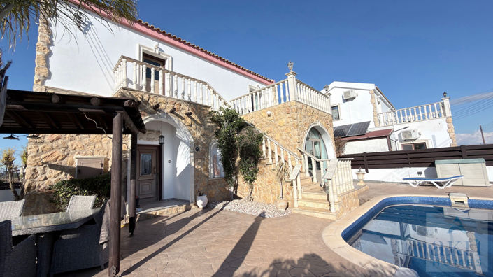 Image No.38-2 Bed Villa for sale