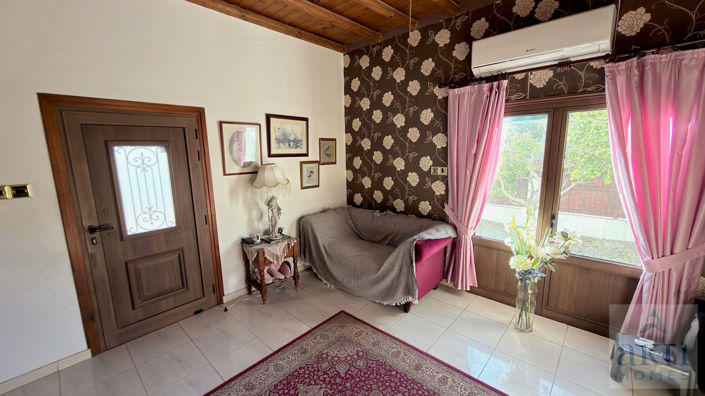 Image No.6-2 Bed Villa for sale