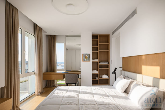 Image No.10-5 Bed Villa for sale