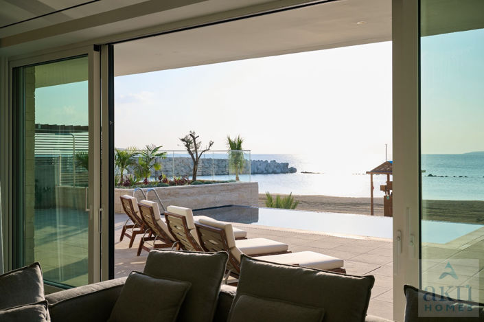 Image No.8-5 Bed Villa for sale