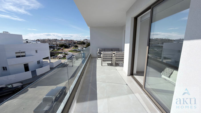 Image No.18-2 Bed Apartment for sale