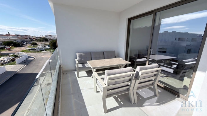 Image No.20-2 Bed Apartment for sale