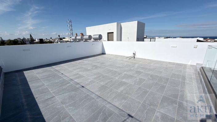 Image No.23-2 Bed Apartment for sale