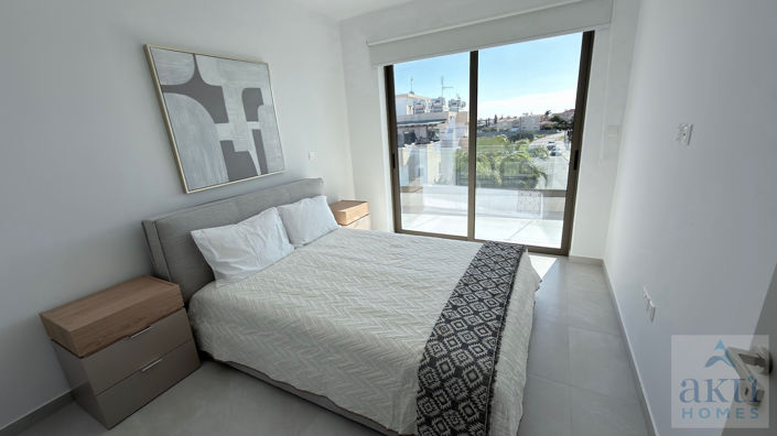 Image No.9-2 Bed Apartment for sale