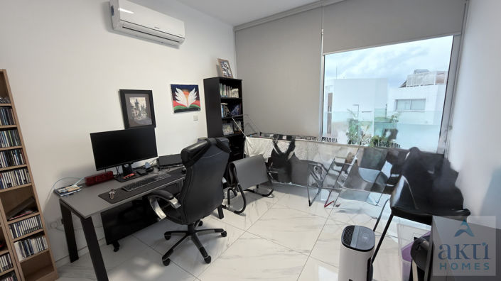 Image No.23-3 Bed Villa for sale