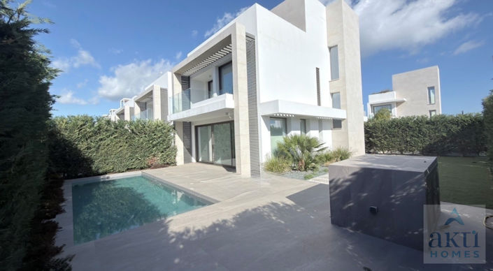 Image No.2-3 Bed Villa for sale