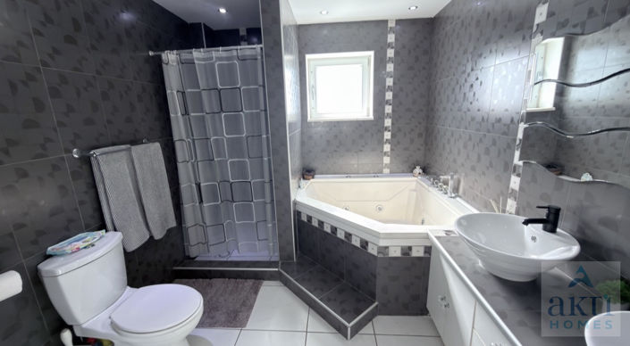 Image No.18-Villa de 6 chambres à vendre à Famagusta