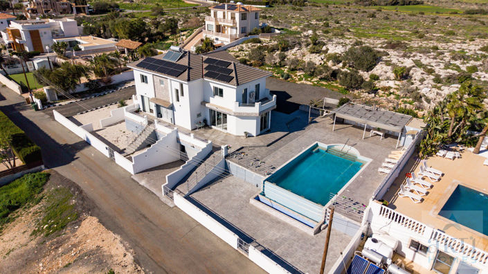 Image No.27-Villa de 6 chambres à vendre à Famagusta