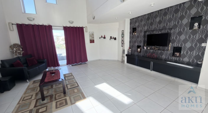 Image No.6-Villa de 6 chambres à vendre à Famagusta