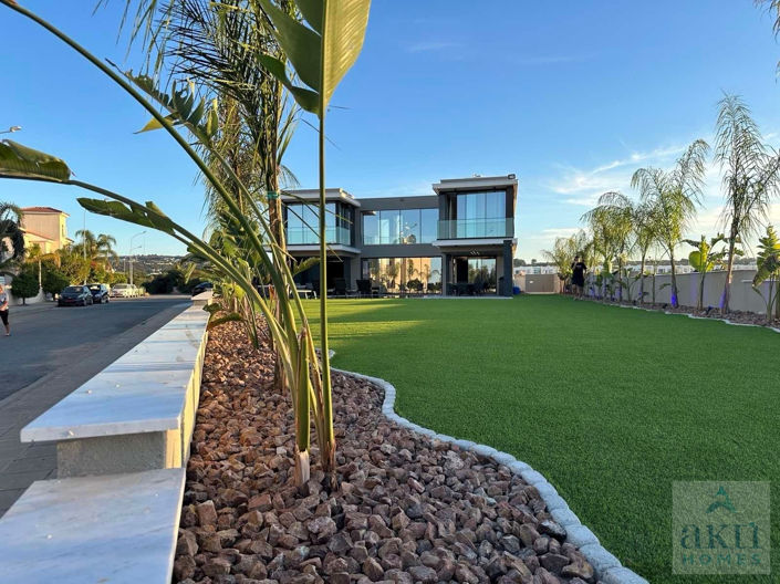 Image No.14-5 Bed Villa for sale