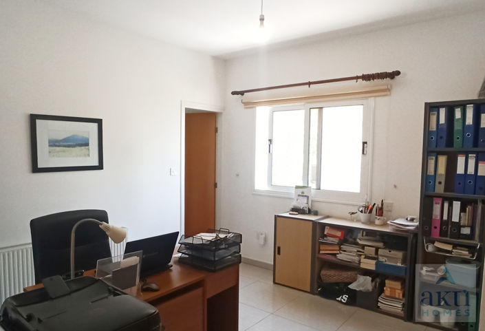 Image No.9-4 Bed Villa for sale