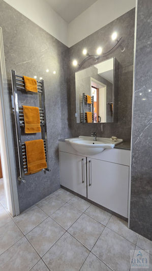 Image No.19-4 Bed Villa for sale