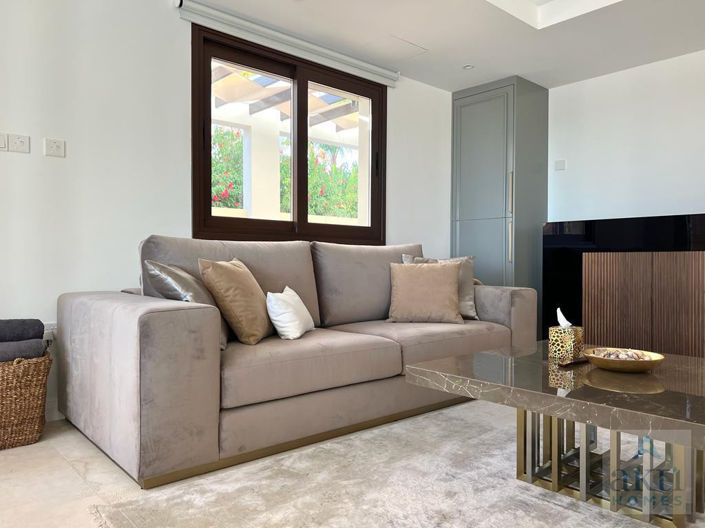 Image No.15-3 Bed Villa for sale