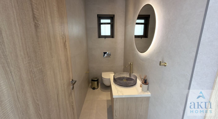 Image No.17-3 Bed Villa for sale