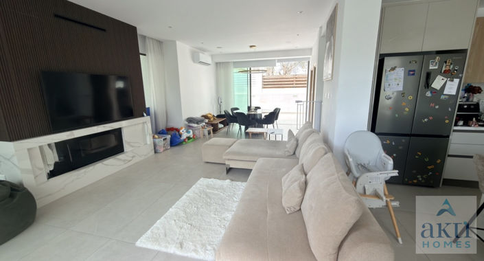 Image No.5-3 Bed Villa for sale