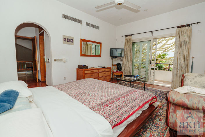 Image No.18-5 Bed Villa for sale