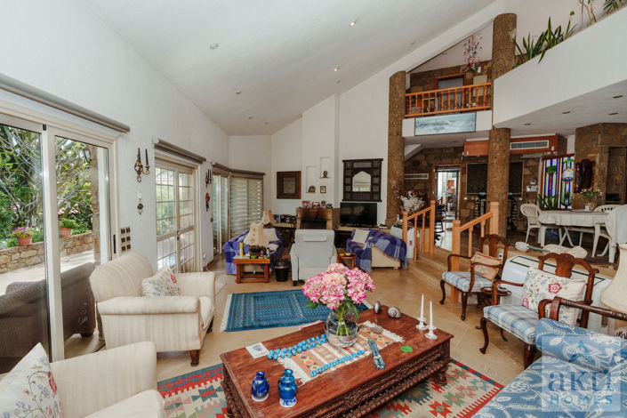 Image No.6-5 Bed Villa for sale