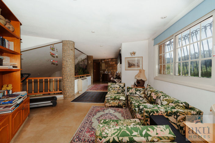 Image No.8-5 Bed Villa for sale