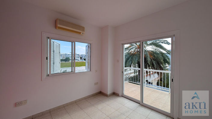 Image No.13-Villa de 3 chambres à vendre à Pernera