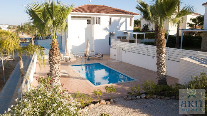 Image No.22-3 Bed Villa for sale