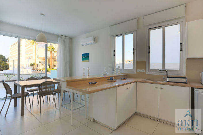 Image No.7-3 Bed Villa for sale