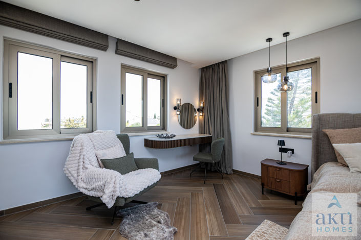 Image No.18-2 Bed Apartment for sale