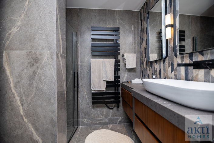 Image No.20-2 Bed Apartment for sale