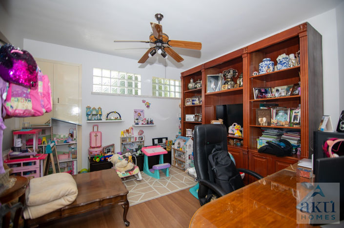 Image No.19-5 Bed Villa for sale