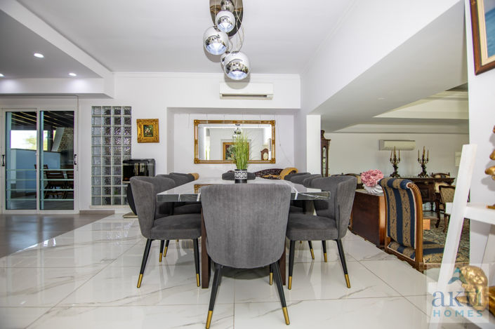 Image No.7-5 Bed Villa for sale