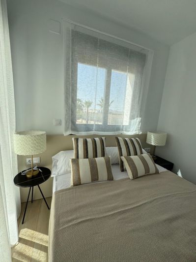 Image No.16-2 Bed Flat for sale