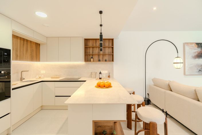 Image No.14-3 Bed Semi-Detached for sale