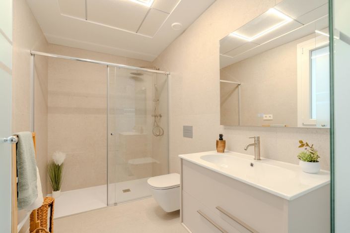 Image No.26-3 Bed Semi-Detached for sale